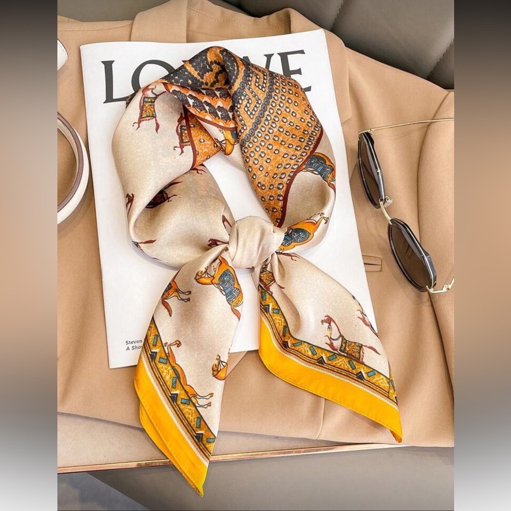 Elegant Yellow and Cream Scarf S1 - Picture 1 of 3